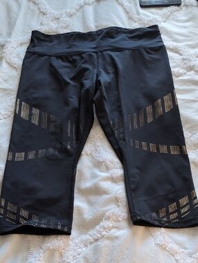 Xersion Black Capris with Gold Accents